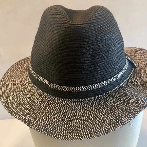 Black and grey fedora Retro style flexible hat - Picture 10 of 13
